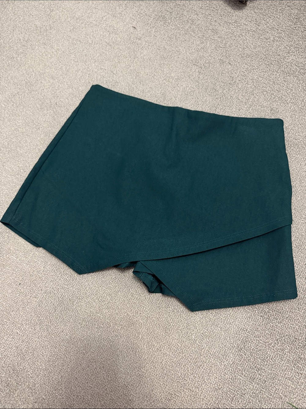 “Envelope” shorts - Picture 2 of 8